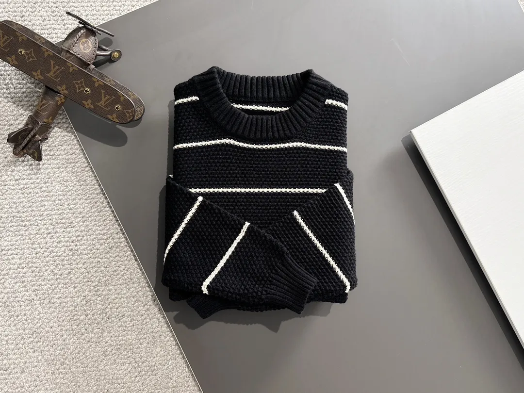 2024 New Arrival ， Hot Sale！ . . ，logo ， ！ . . . ！ ！Sizes：M-3XL